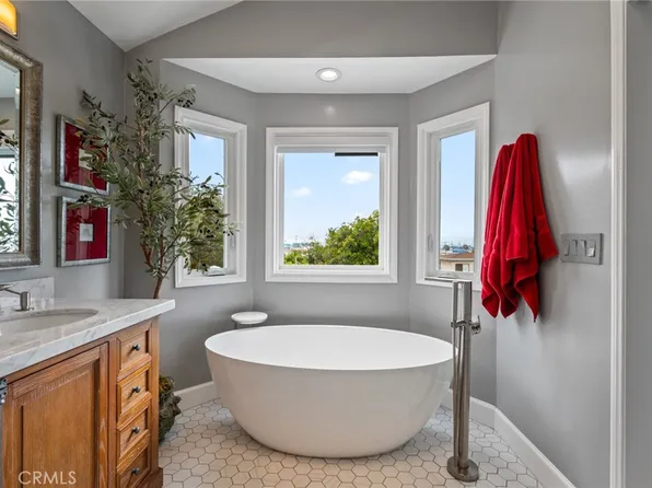 627 S Meyler St, San Pedro, CA 90731