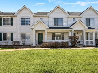 628 Lincoln Station Dr Unit 628, Oswego, IL, 60543