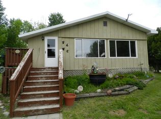 6313 Sunrise Ln, Cheboygan, MI 49721