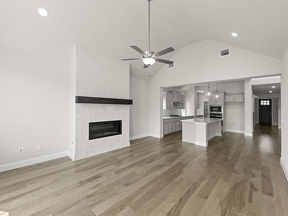 3rd image of 4900 Pater St