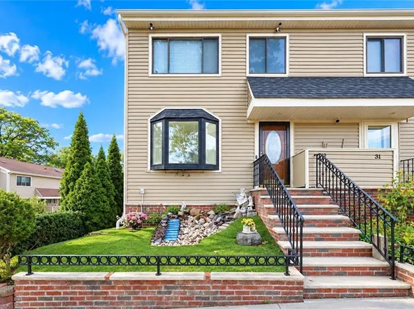 33 Berry Ct, Staten Island, NY 10309