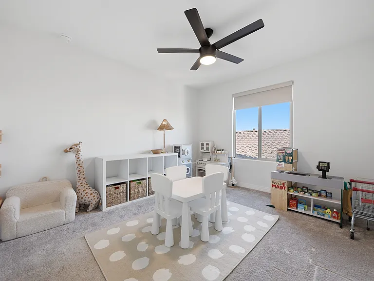 20234 W Turney Ave — Photo 15