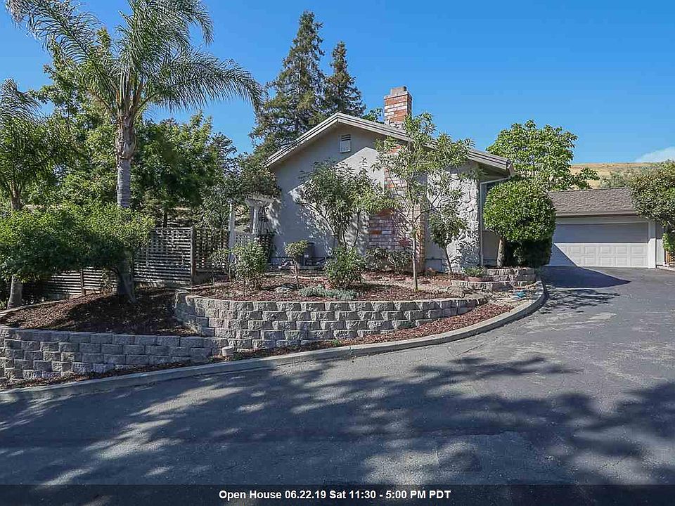 2nd image of 5517 Langford Ct