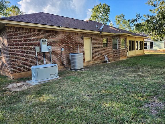 5th image of 265 Idlewilde Dr