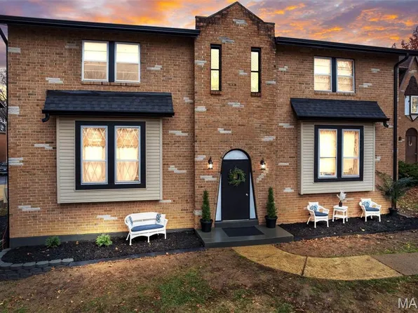 10009 Rodium Dr, Saint Louis, MO 63123