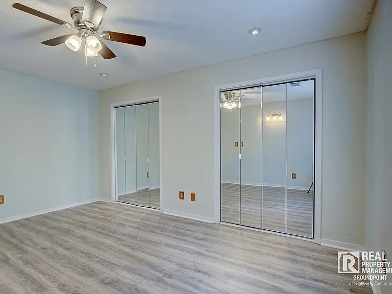 7945 Parklane Ct #905-E — Photo 13