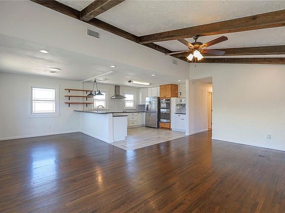 5th image of 14705 Red Rock Dr
