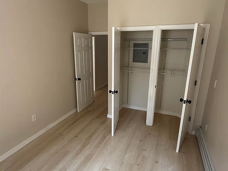 89 Oak St #1 — Photo 8