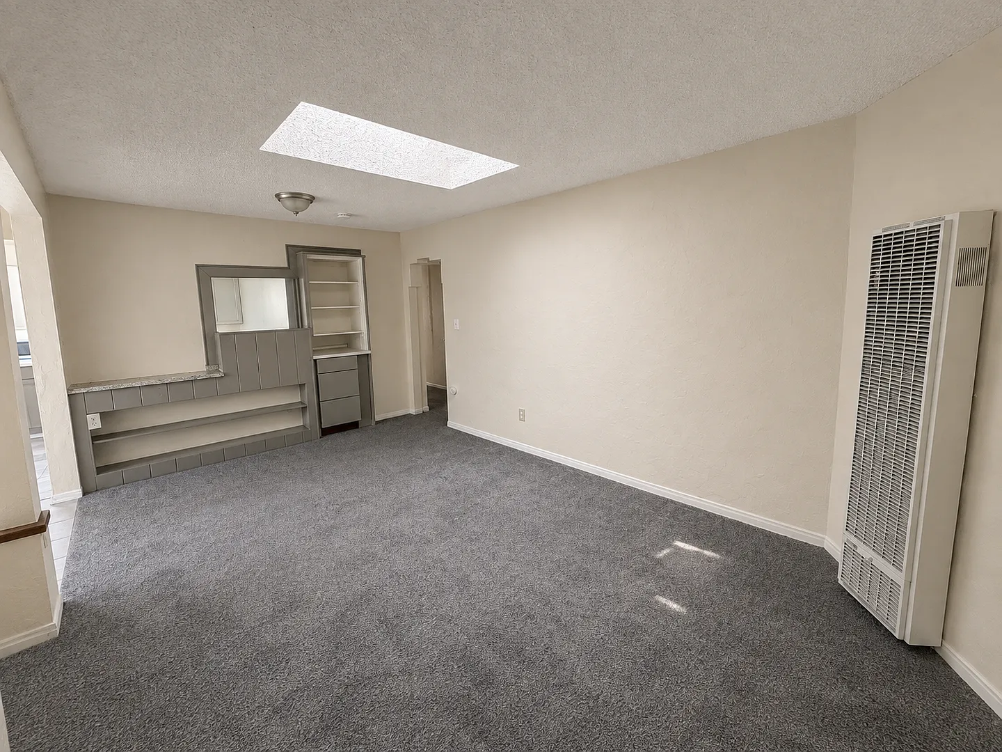 1360-1364.5 Pacific Beach Dr.* - 2901L — Photo 4