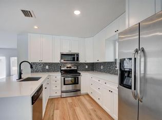 4587 Belvedere Rd, Haverhill, FL 33415