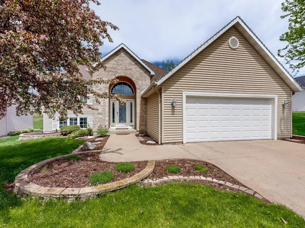 4427 Arcon Ln NW, Rochester, MN 55901
