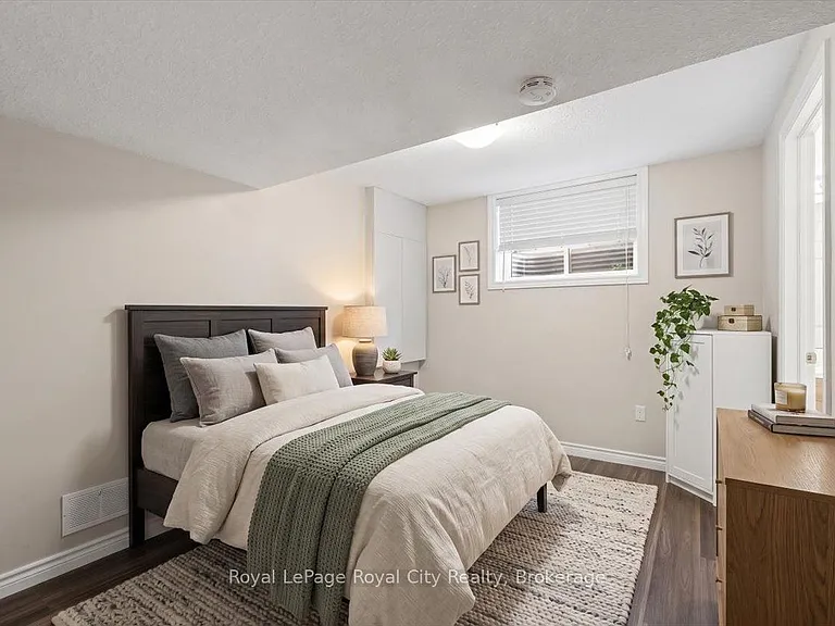 1498 Gordon St #25 — Photo 25