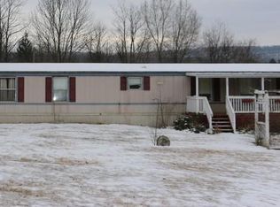 55 Flying Dove Ln, Hedgesville, WV 25427