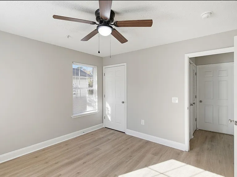 Cottonwood Estates — Photo 48