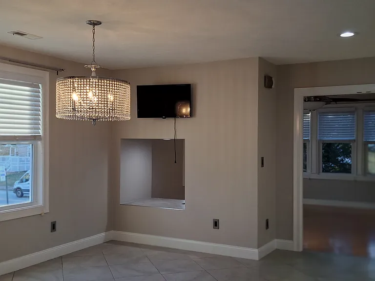 1132 W Boylston St #2 — Photo 25