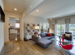 3241 Descanso Dr, Los Angeles, CA 90026