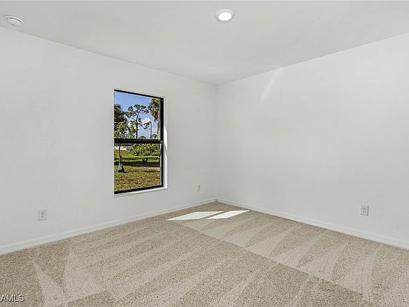 4th image of 2068 NW 17th St