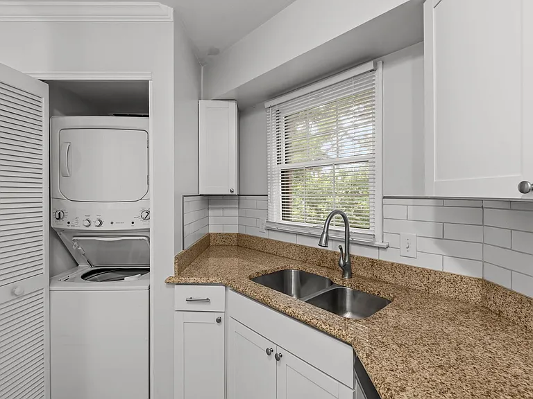 849 Baldwin Ave #2H — Photo 5