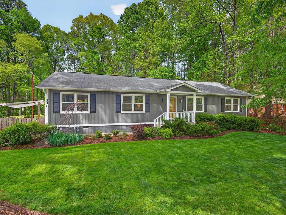 1st image of 218 Landsbury Dr