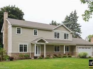 410 N Schoenbeck Rd, Prospect Heights, IL 60070