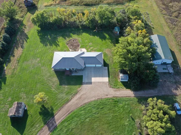 12161 386th Ave, Westport Township, SD 57481