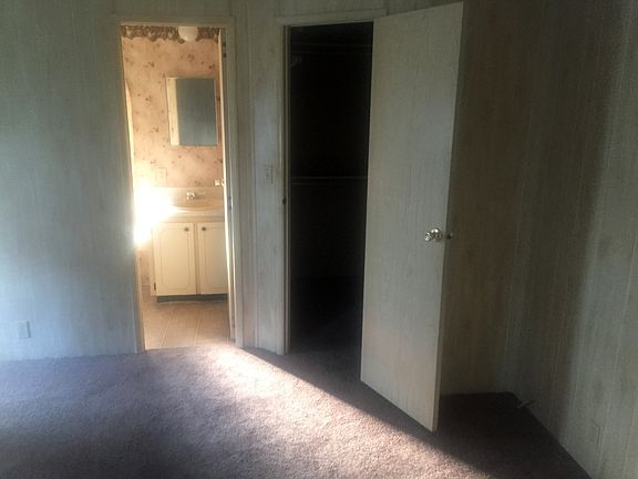 Master Bedroom to Bath