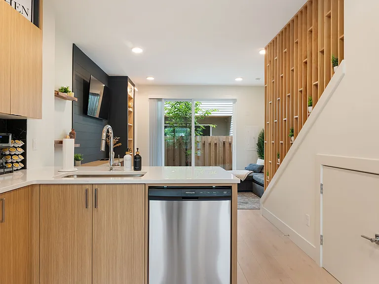 3009 NE Ainsworth St #3009 — Photo 14