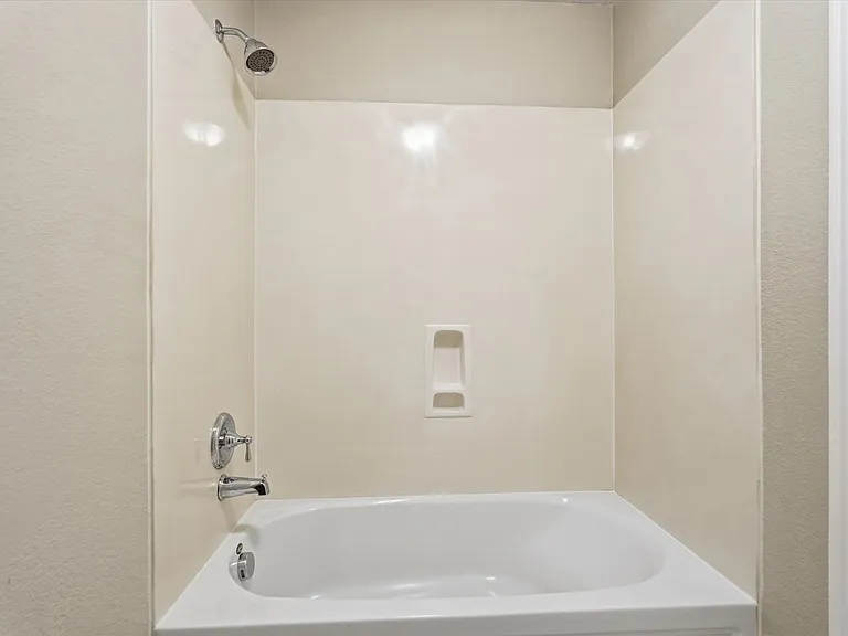 6716 Prairie Flower Trl — Photo 18