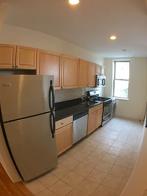 Rented by Newcastle Realty Services | media 4