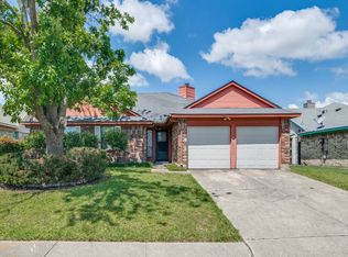 2705 Independence Dr, Mesquite, TX 75150