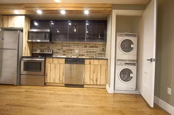 Rented by ERNY LLC | media 28