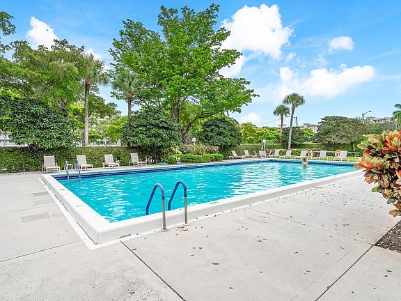 4th image of 4020 W Palm Aire Drive #209