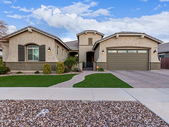 4th image of 20243 E RAVEN Drive