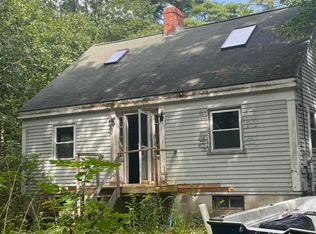 3 Coffin Pond Rd, Freeport, ME 04032