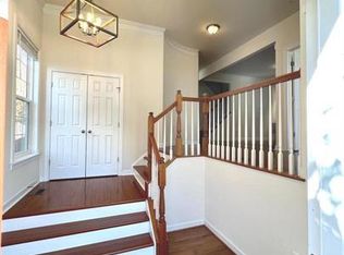 3141 Eagle Ridge Dr, Woodbridge, VA 22191