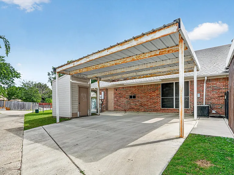 3132 Cedar Hill St — Photo 24