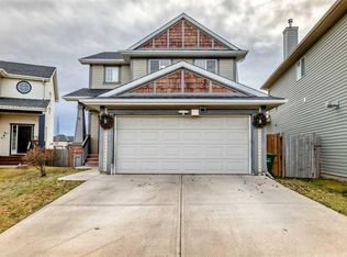284 N Sagewood Lndg SW, Airdrie, AB T4B 3N6