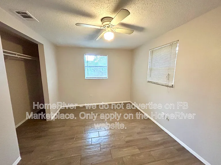1207 E 108th Ave #A — Photo 11