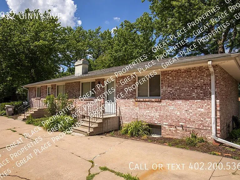 4912 Ginny Ave — Photo 2