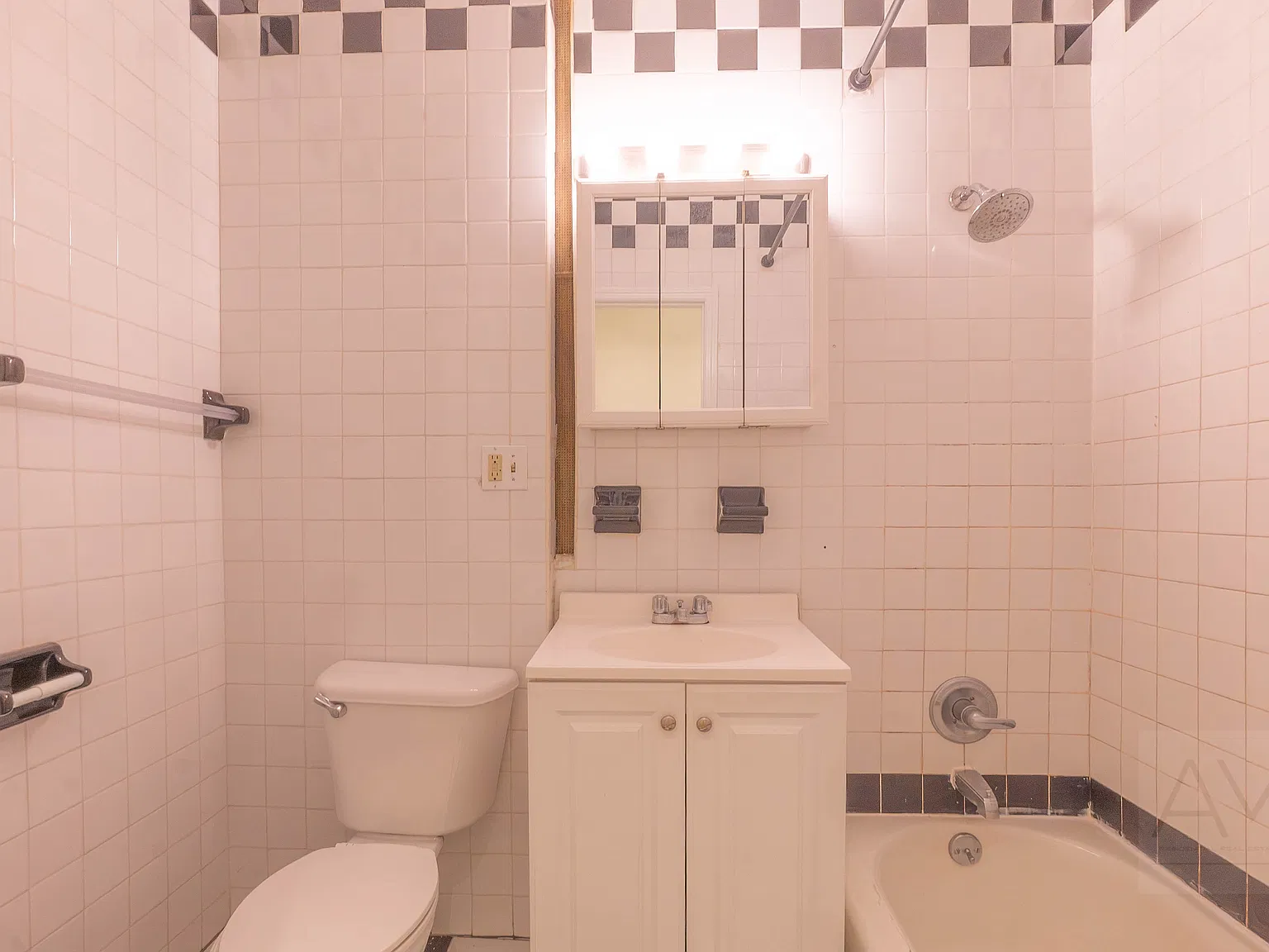 71 Underhill Avenue — Photo 4