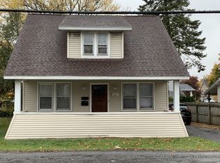 756 Curry Rd, Schenectady, NY 12306