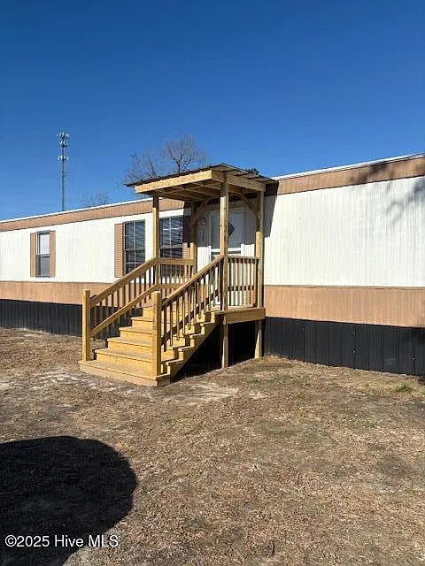 2 bed, 2.0 bath, 980 sqft, $975 — Photo 2