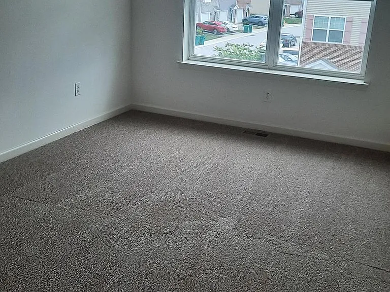 703 Admirals Quay Dr — Photo 11
