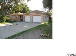1030 N University St, Vermillion, SD 57069