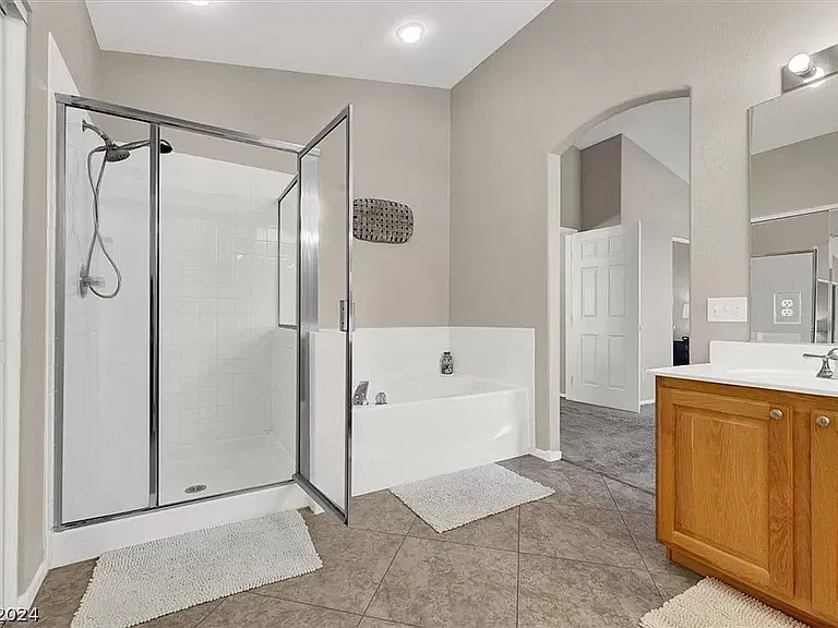 9644 Swaying Trees Dr — Photo 32