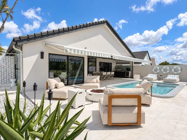 11120 Clover Leaf Cir, Boca Raton, FL 33428