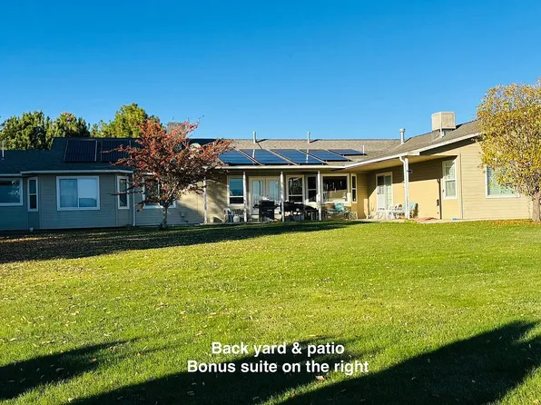 1675 P Rd, Loma, CO 81524