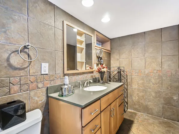 5012 175th Place image 1 of 23