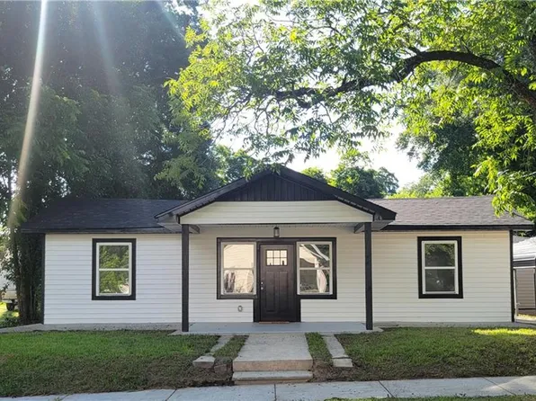172 S Thomas St, Elberton, GA 30635