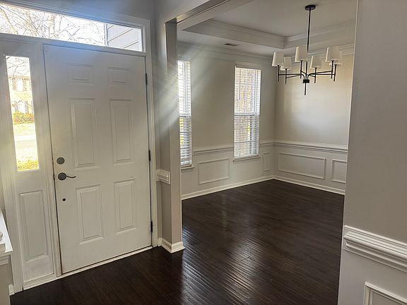 2nd image of 9515 Benton Pl
